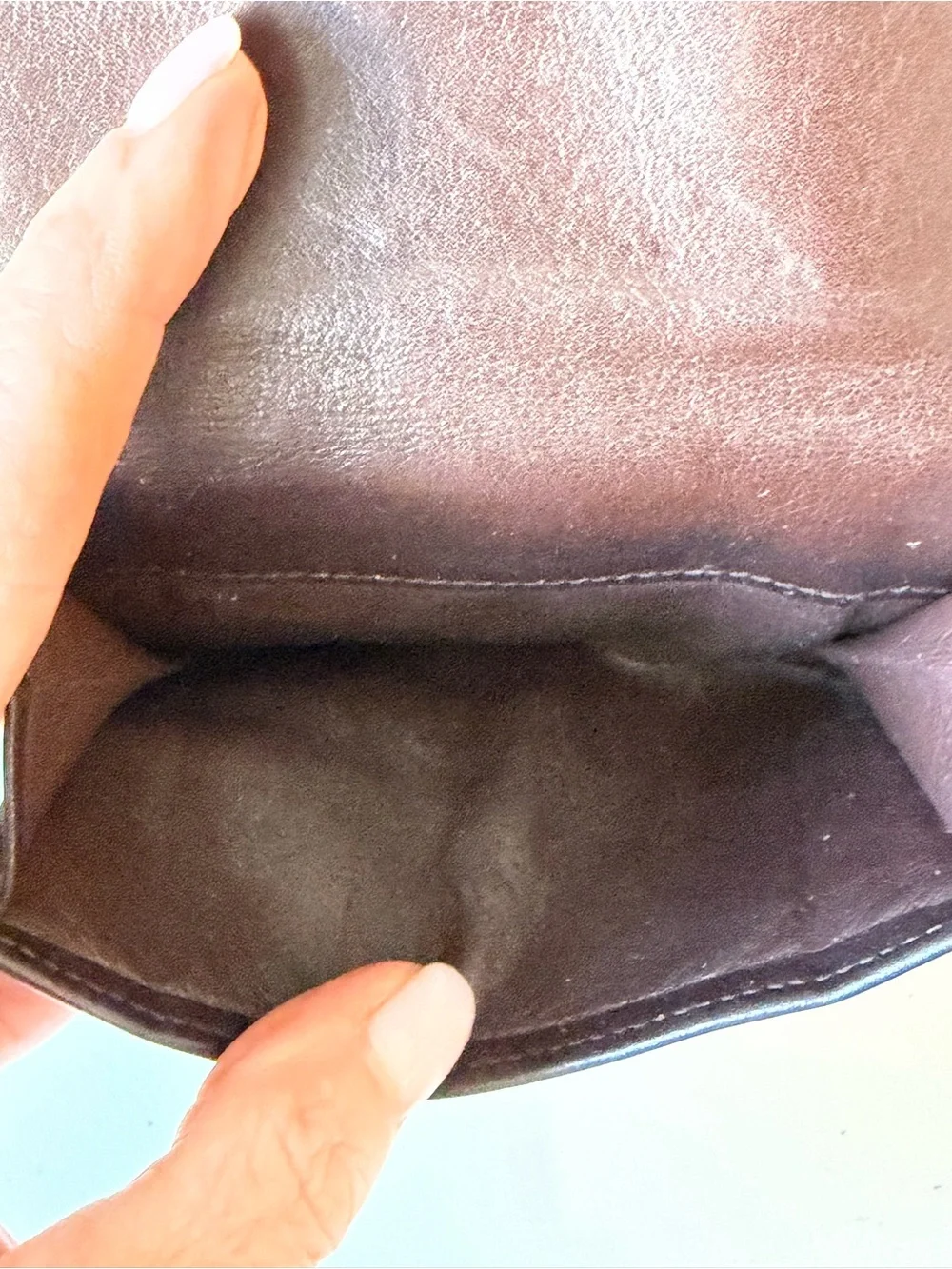 Gucci Bamboo Accent Compact Bifold Dark Brown Leather Wallet - Picture 9 of 11